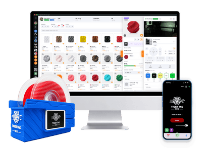 L'écosystème TigerSystem — Tiger Studio Manager sur ordinateur, un TigerPOD tenant une bobine taguée, et l'application mobile Tiger NFC Connect